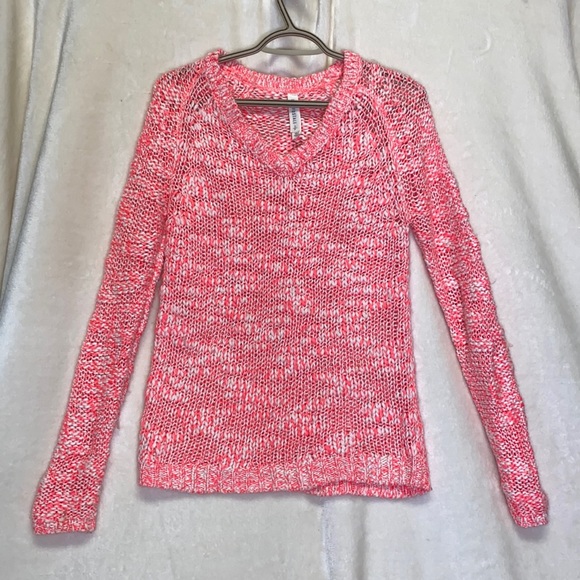 Aeropostale!!! Chunky knitted neon pink and white sweater!! Small - Picture 1 of 9